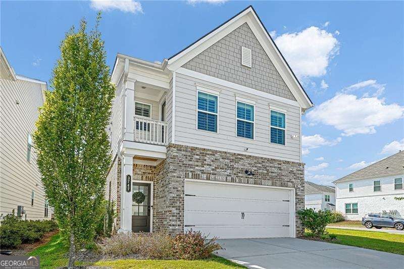 3747 Silvery WAY
