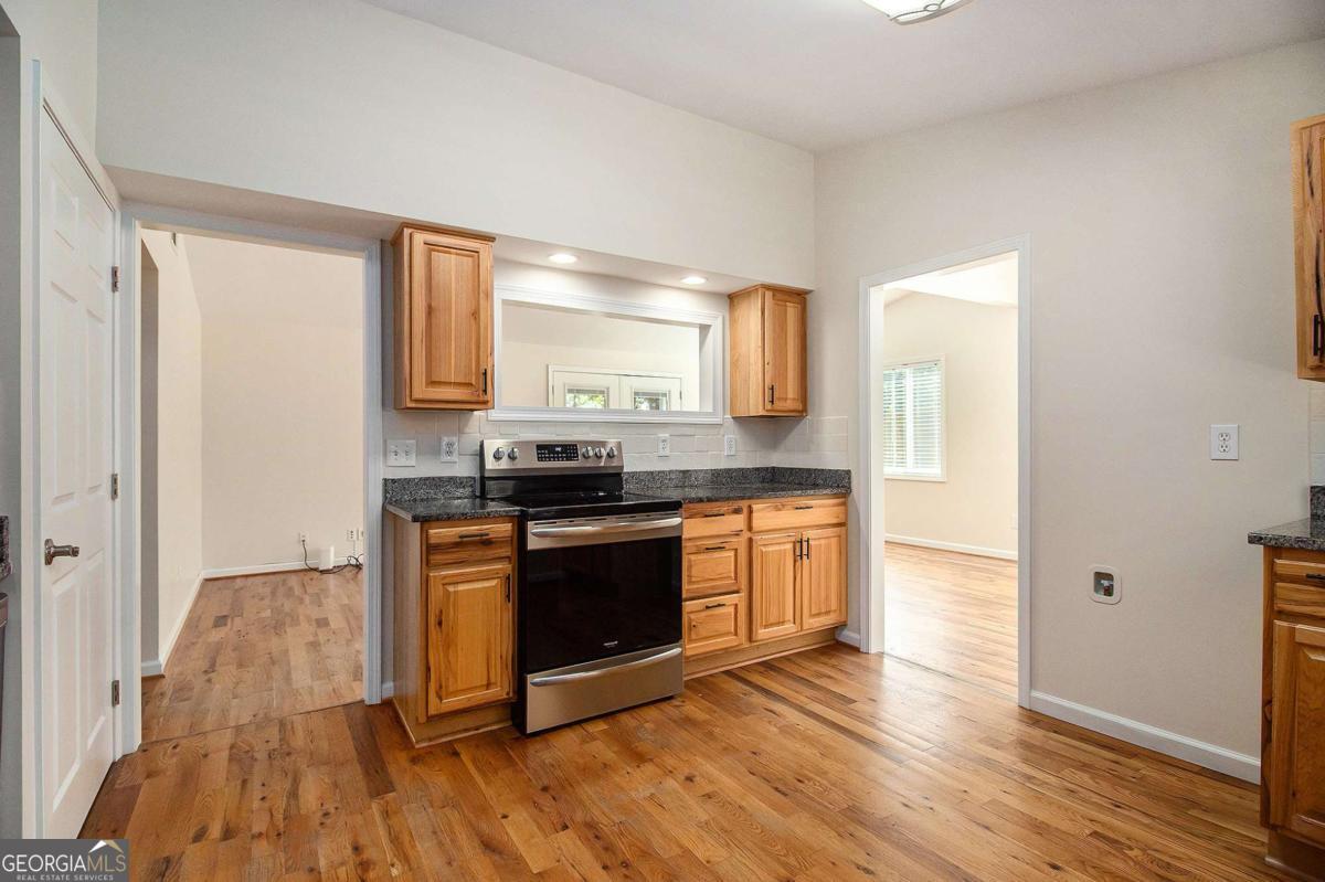 3115 Chimney Cove LN