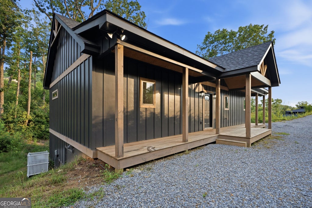 Photo of 782 High Summit Drive, Talking Rock, GA 30175 (MLS # 10829078)