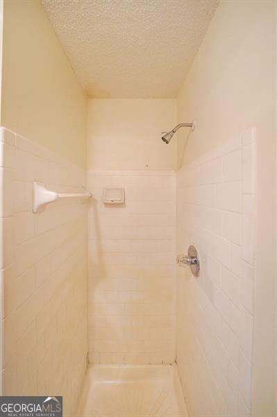 Northlake Manor - Residential