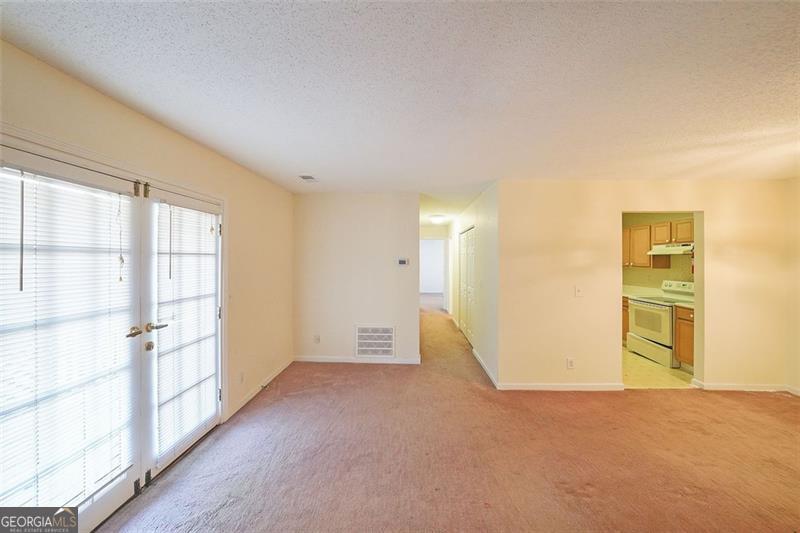 Northlake Manor - Residential