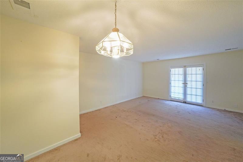 Northlake Manor - Residential