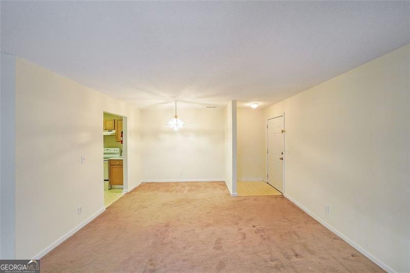 Northlake Manor - Residential