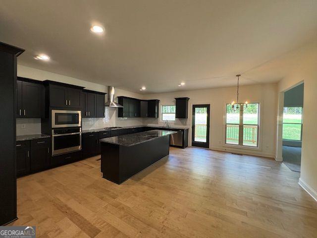 206 Lotus LN 81