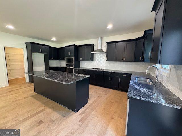 206 Lotus LN 81