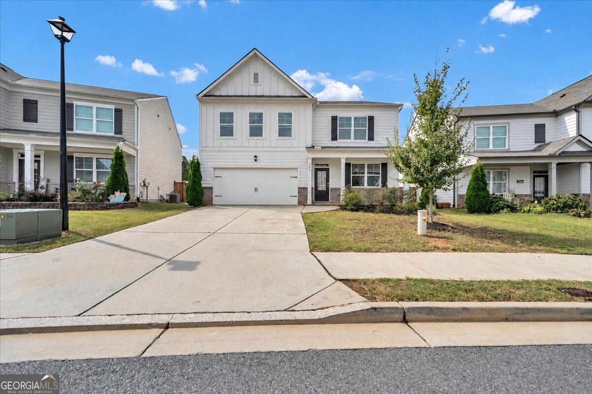 167 Fernbrook TRL