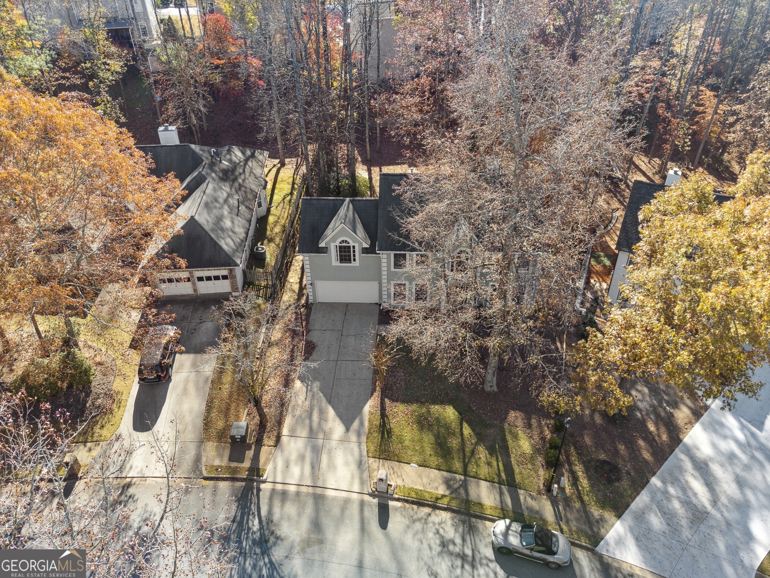 Alpharetta, Georgia 30022, United States, 4 Bedrooms Bedrooms, ,3 BathroomsBathrooms,Residential,Pending,27488