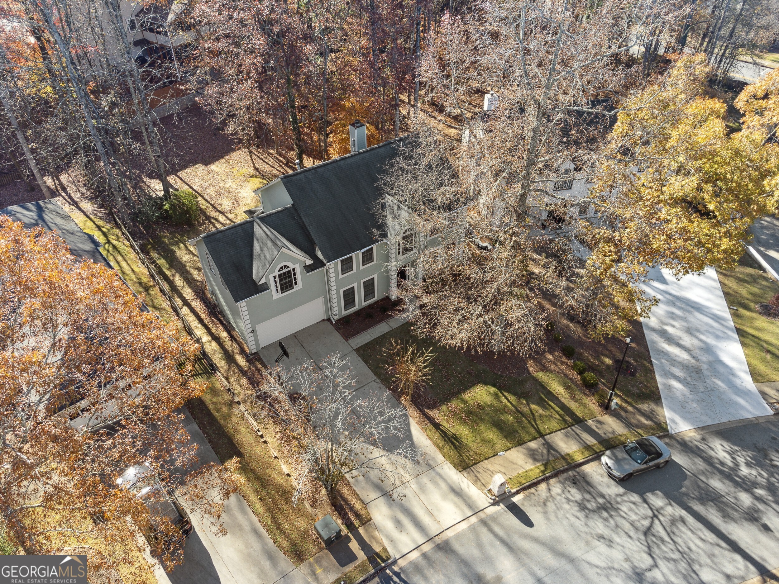 Alpharetta, Georgia 30022, United States, 4 Bedrooms Bedrooms, ,3 BathroomsBathrooms,Residential,Pending,27488