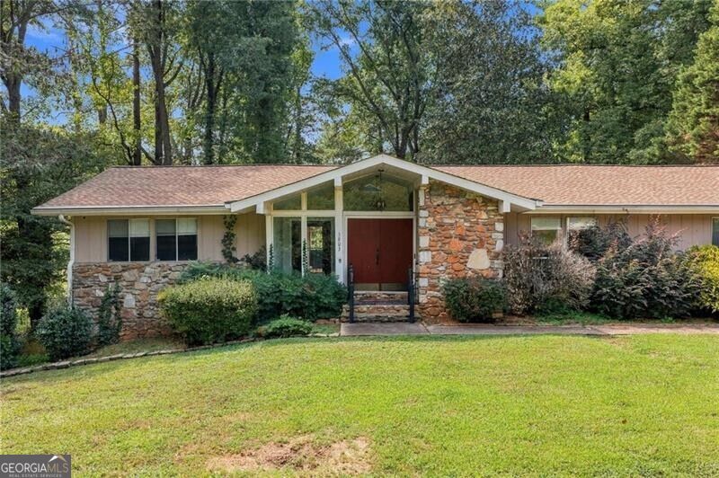 Photo of 3803 Gothic Elm Court, Decatur, GA 30034 (MLS # 10851704)