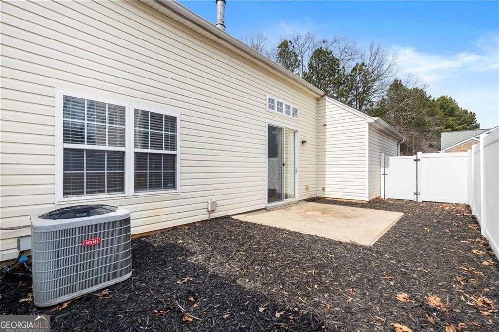 Photo of 363 W Oaks Trail, Woodstock, GA 30188 (MLS # 10685292)