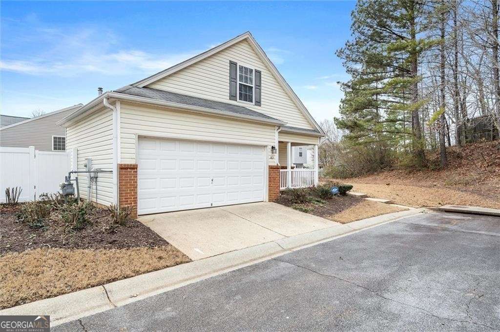 Photo of 363 W Oaks Trail, Woodstock, GA 30188 (MLS # 10685292)