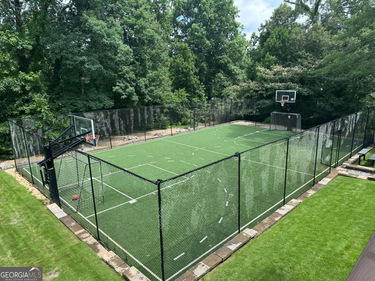 2427 Siesta CT