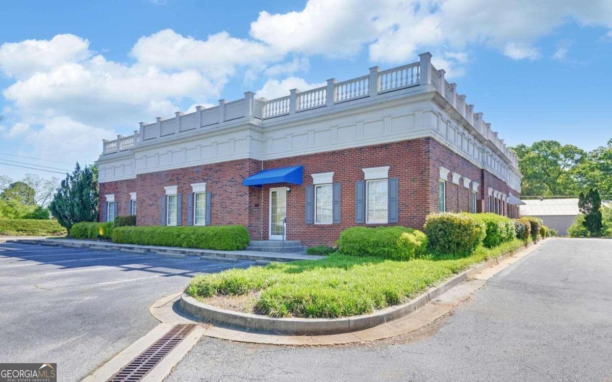 3165 Maysville RD