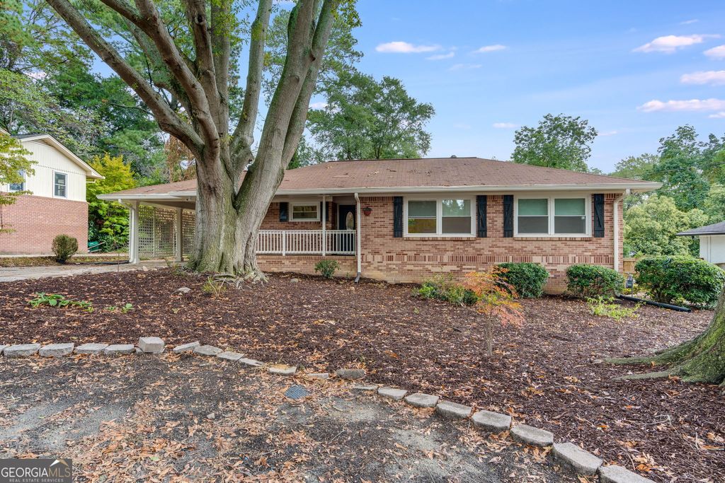 Photo of 493 Sybil Lane SE, Marietta, GA 30067 (MLS # 10756935)