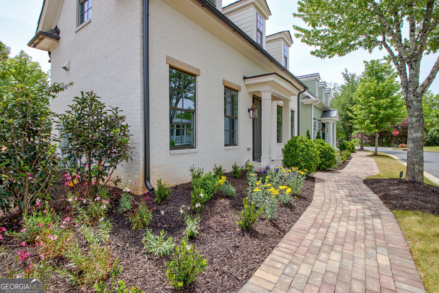 126 Morgan ST