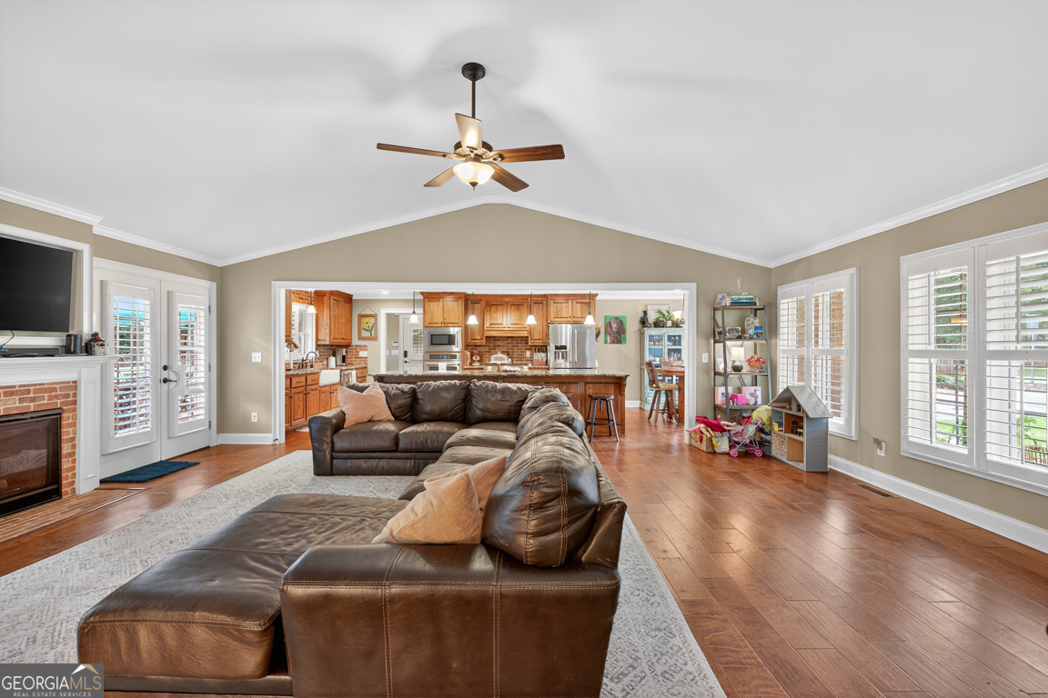 Davis Estates - Residential