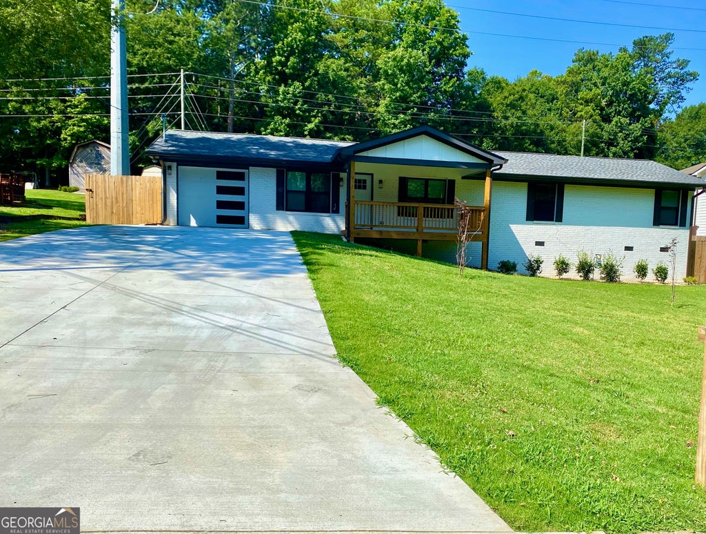 Photo of 3932 Cherokee Trail, Suwanee, GA 30024 (MLS # 10855395)