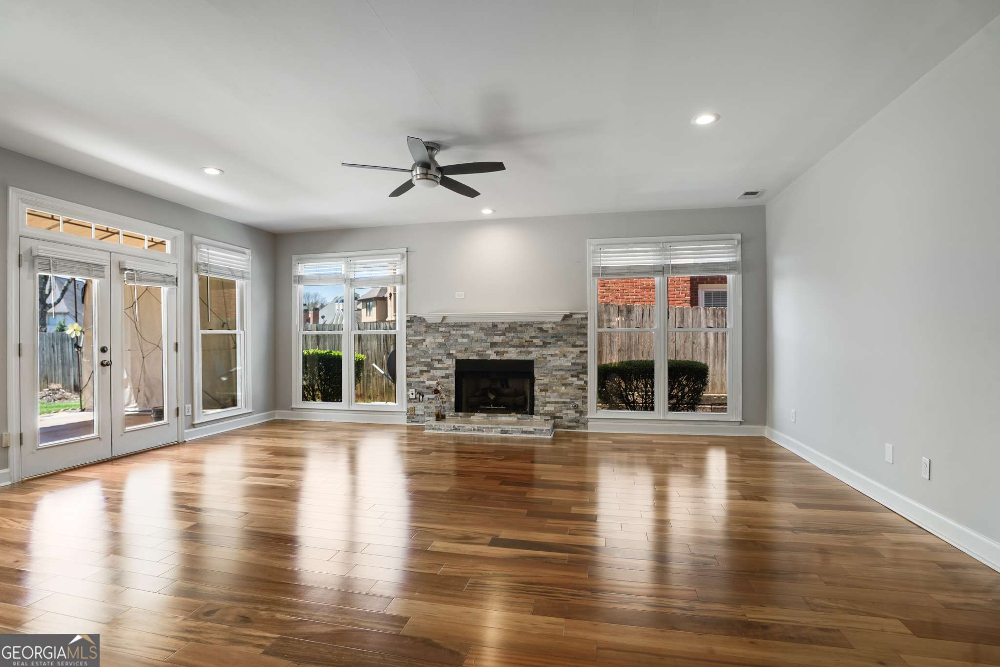 Lafayette Square - Residential