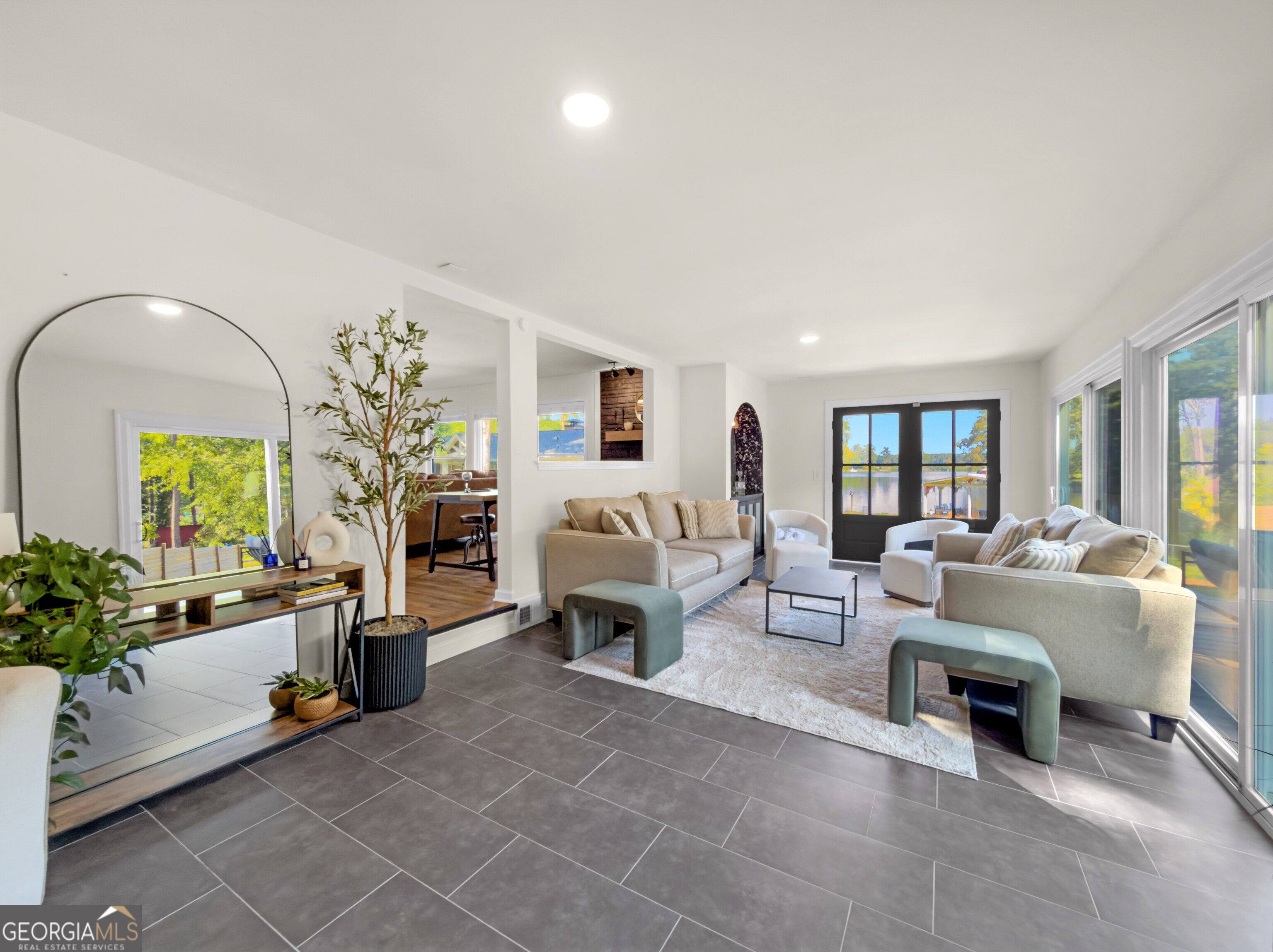 3118 Jodeco DR