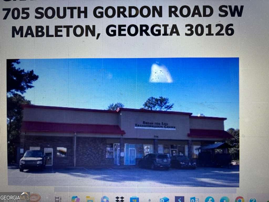 705 S Gordon RD