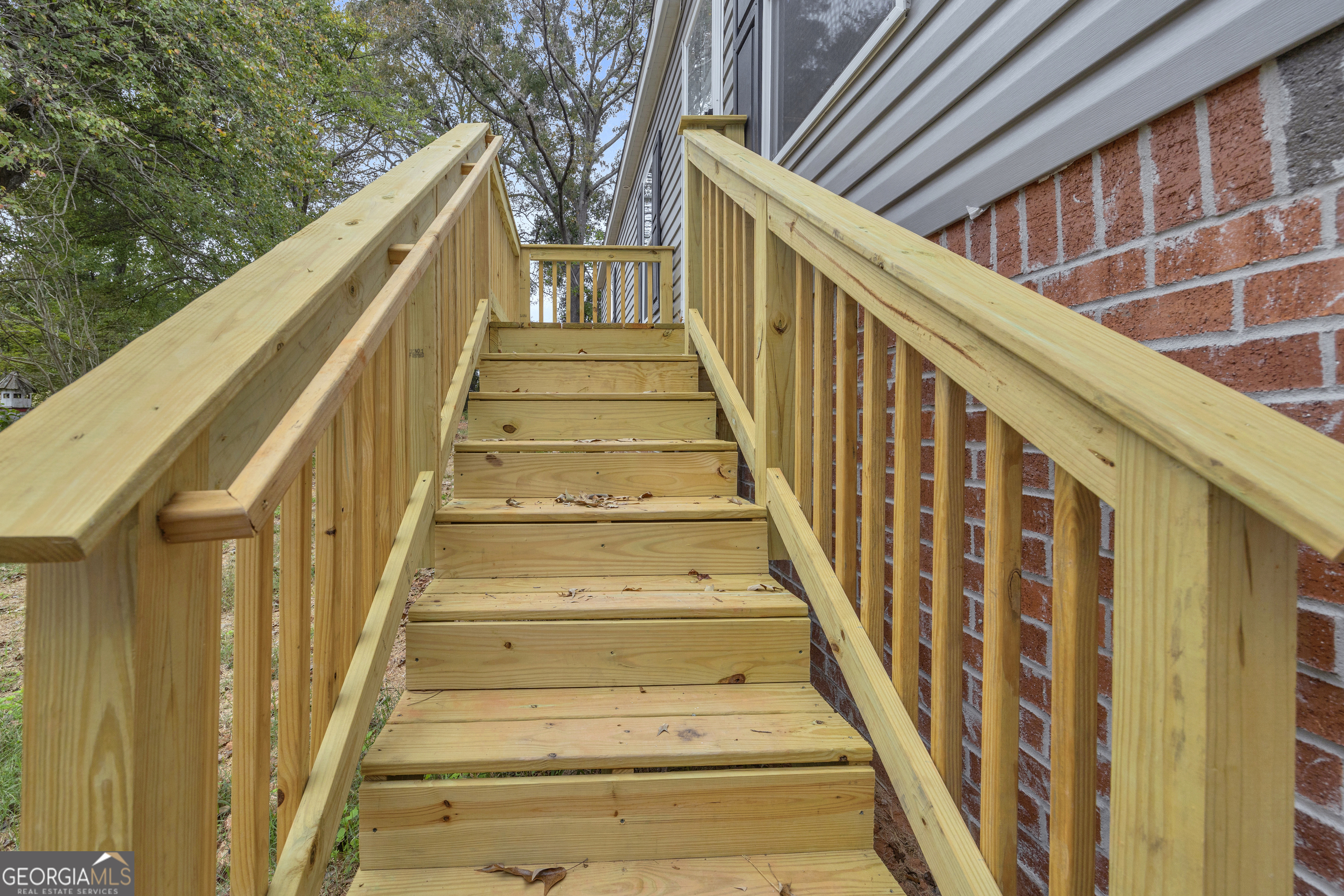 410 Wilson Cemetery RD