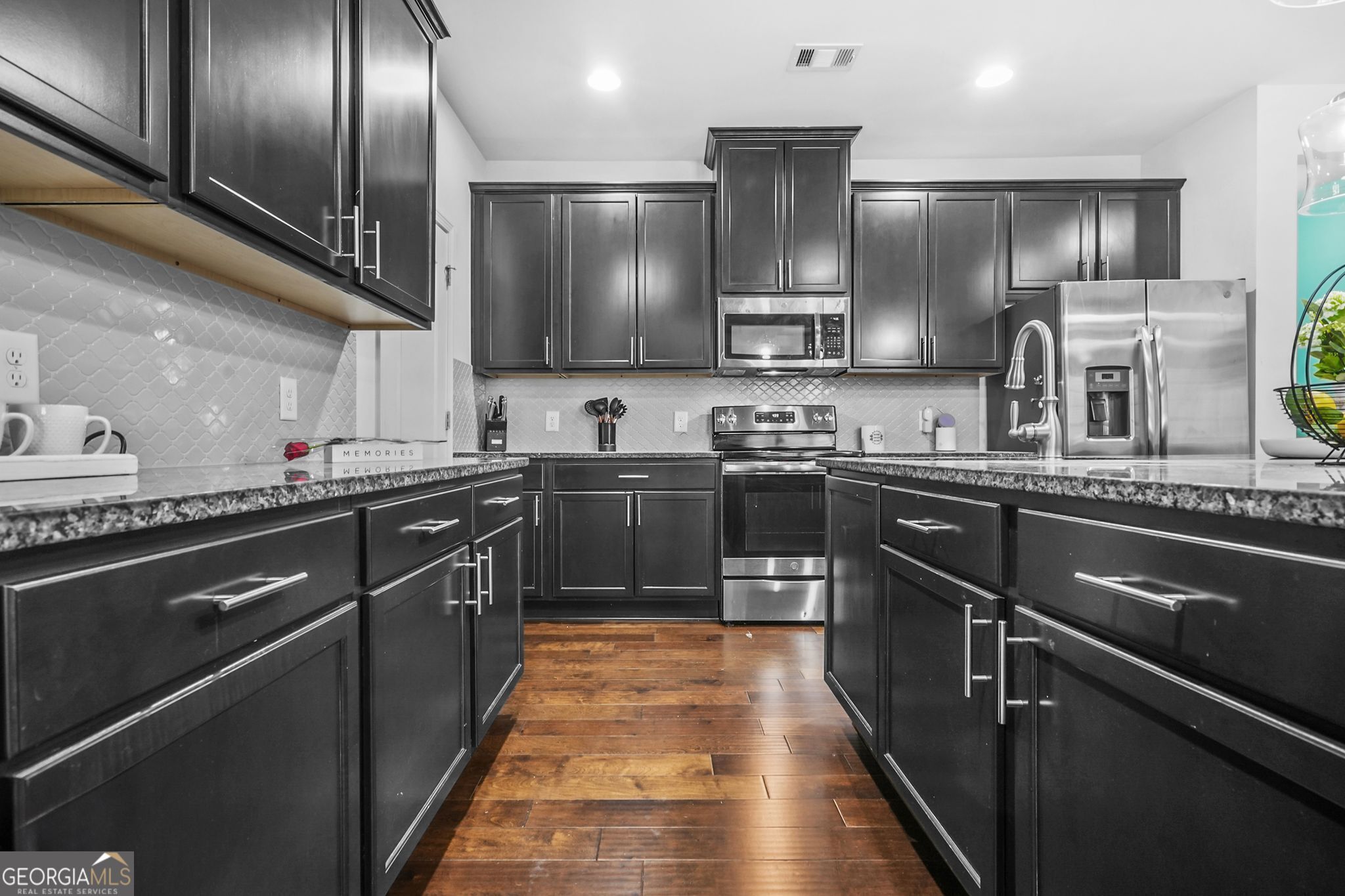 Fairburn, Georgia 30213, United States, 3 Bedrooms Bedrooms, ,3 BathroomsBathrooms,Residential,Active,109042