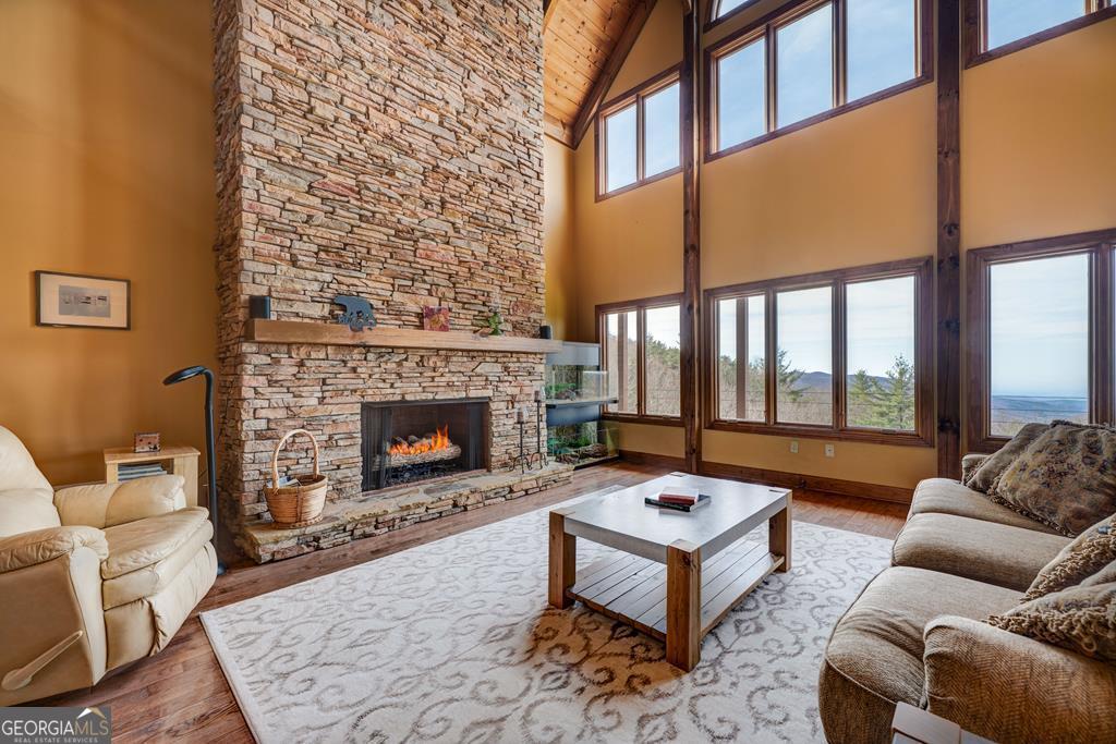 10568 Hwy 52