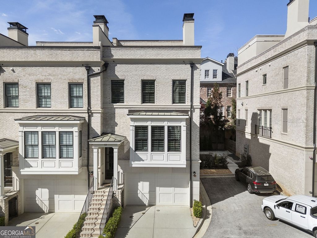 Photo of 3715 Peachtree Road NE #12, Atlanta, GA 30319 (MLS # 10718869)