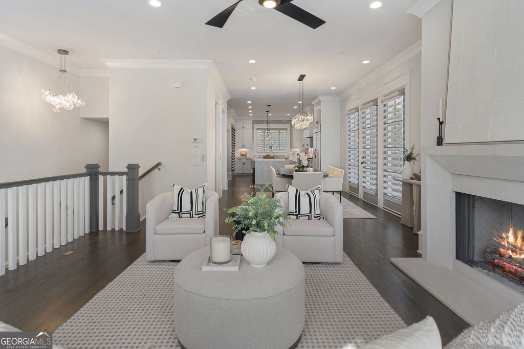 Photo of 3715 Peachtree Road NE #12, Atlanta, GA 30319 (MLS # 10718869)