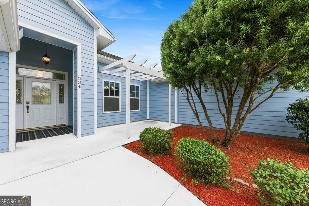 Photo of 234 Hide Away Lake Drive, Kingsland, GA 31548 (MLS # 10818551)