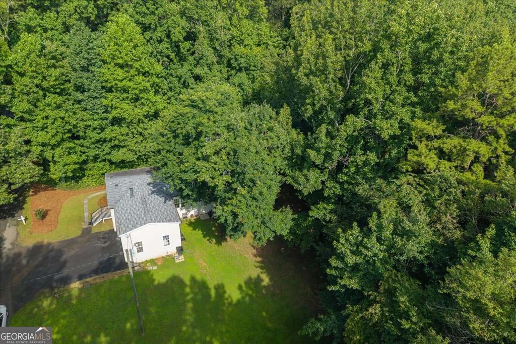Photo of 1770 Balsa Lane, Acworth, GA 30102 (MLS # 10810955)
