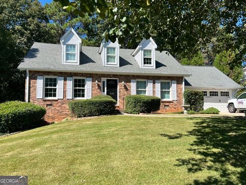 5352 Waterford DR Dunwoody GA 30338