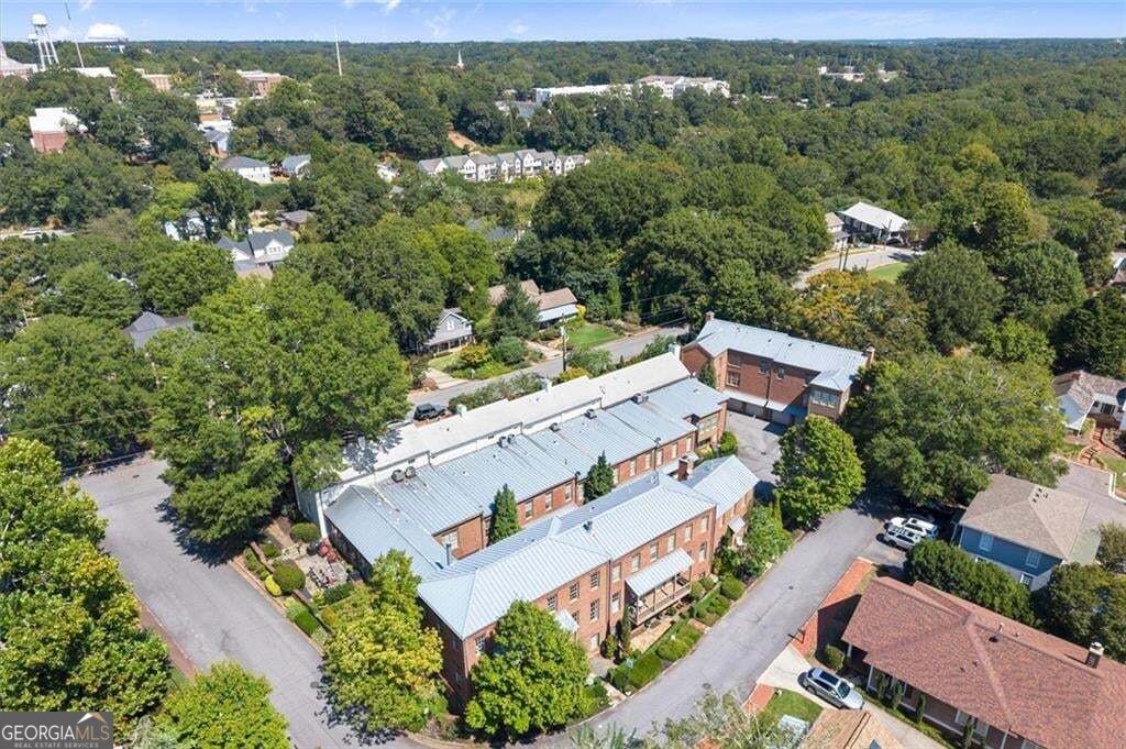 65 Sloan ST 3