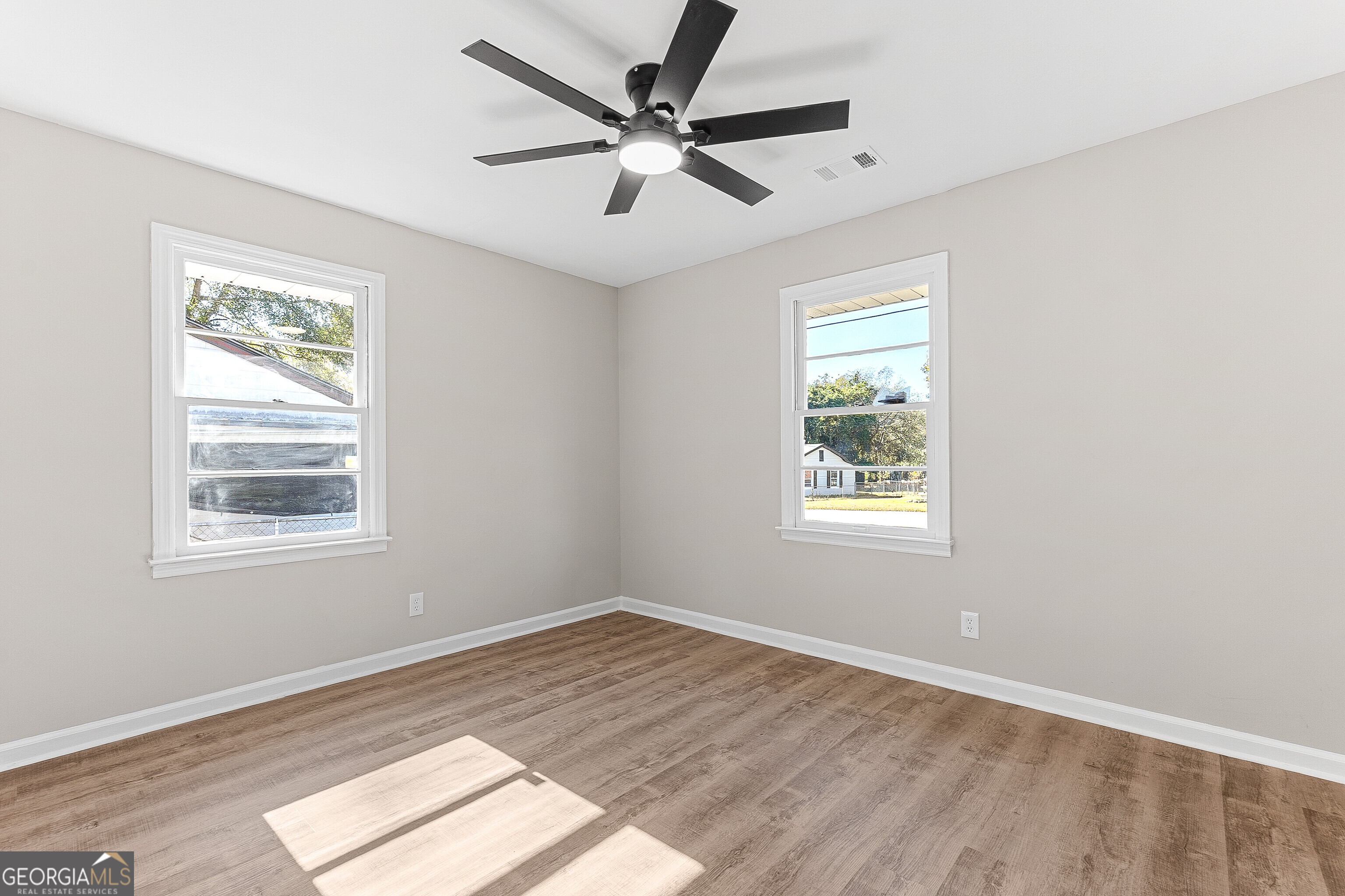 Lindsey Park - Residential