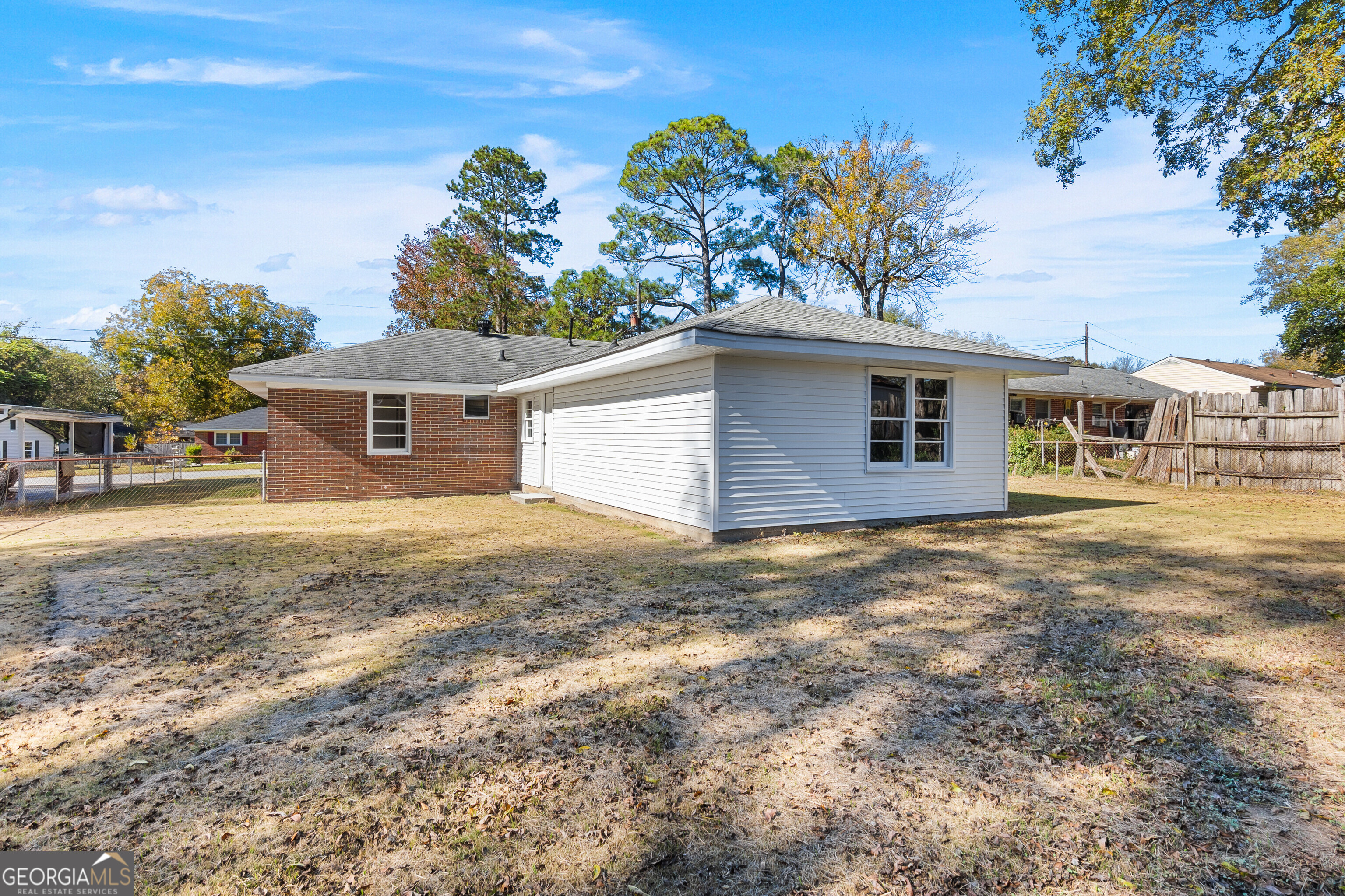 Lindsey Park - Residential