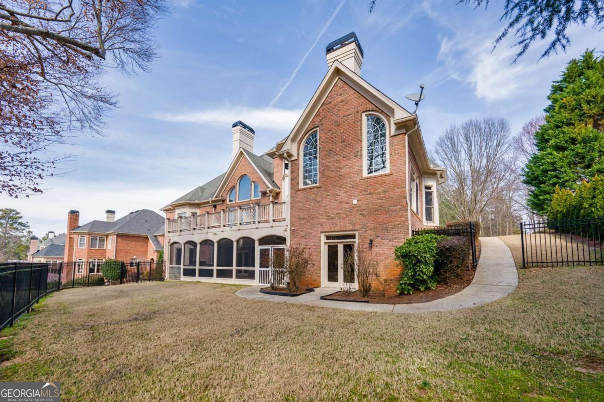 2760 Sugarloaf Club DR