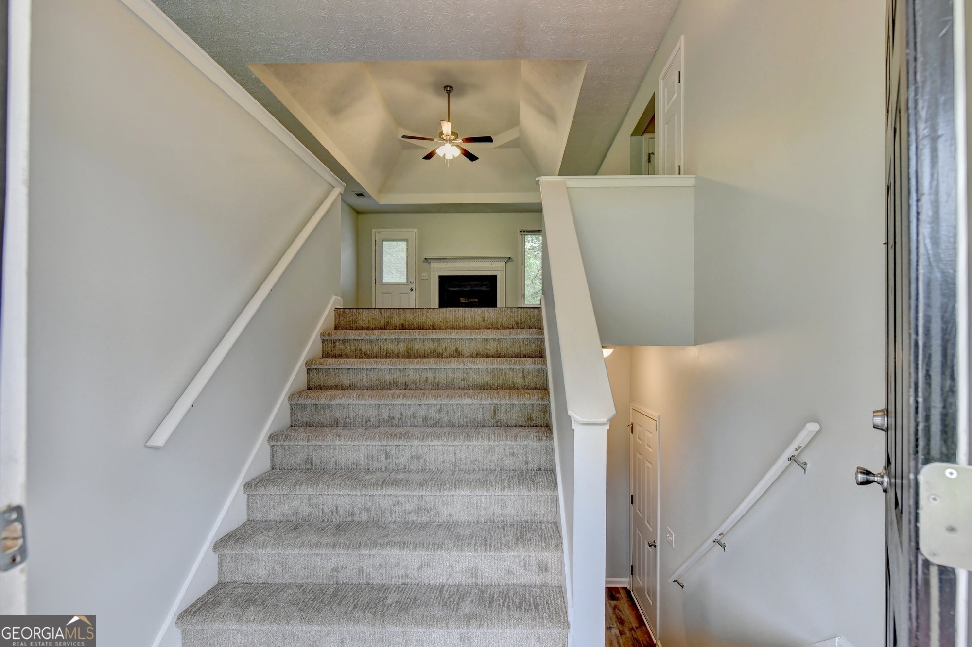 2300 Huntington DR