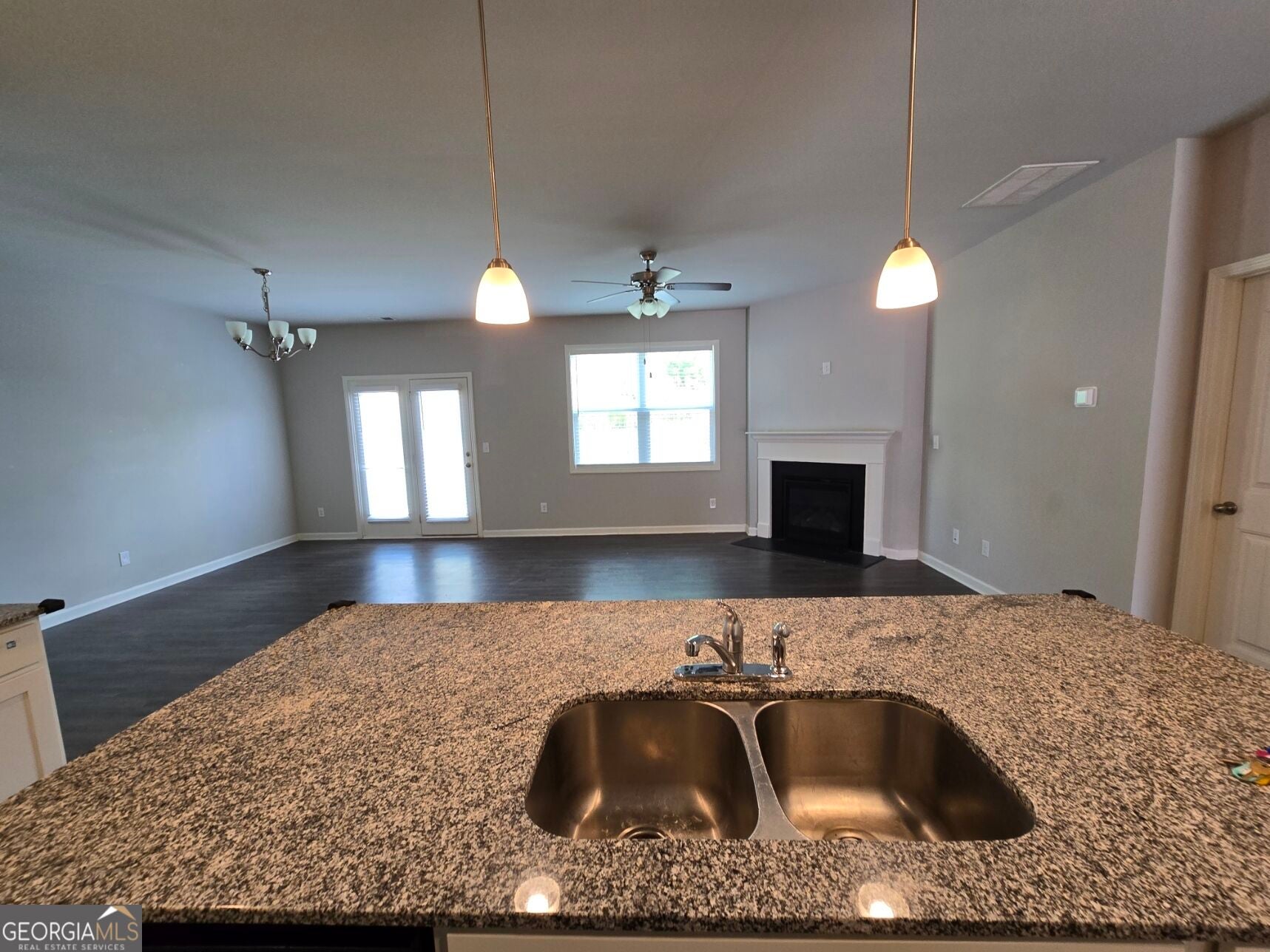 121 Valimar DR