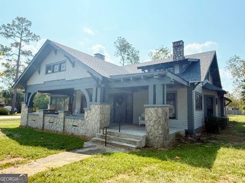 55 Hatcher ST Kite GA 31049