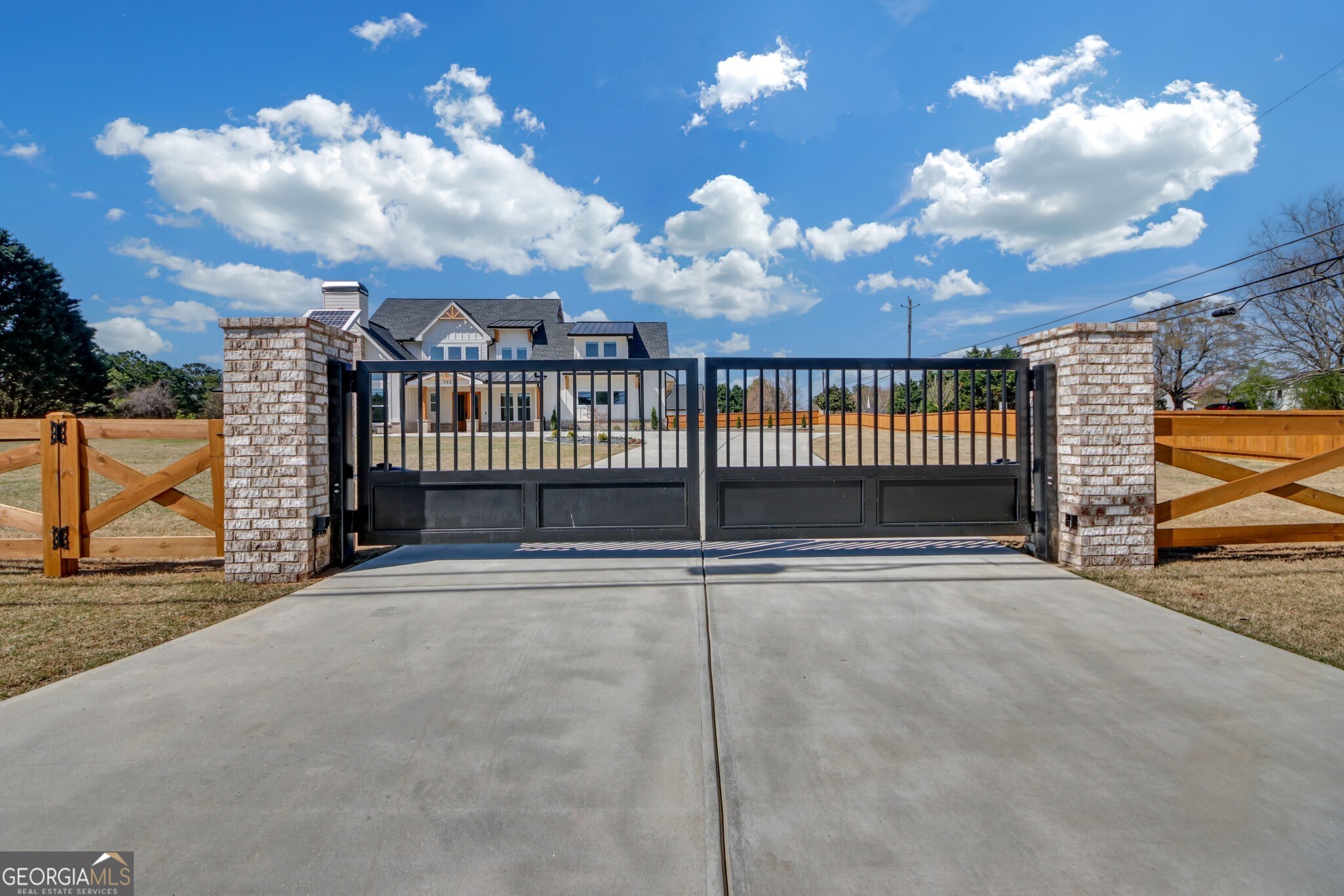 195 Hope Hollow RD