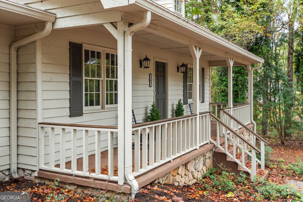 Photo of 165 Fox Hunt Court, Fayetteville, GA 30214 (MLS # 10684193)