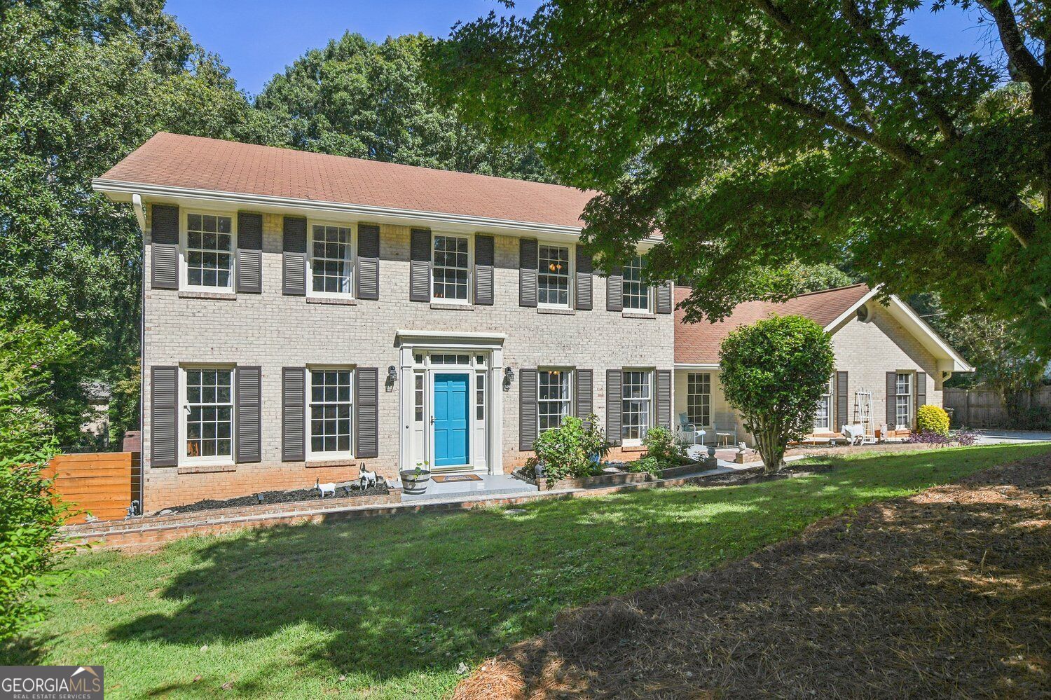2209 Mountain Creek DR