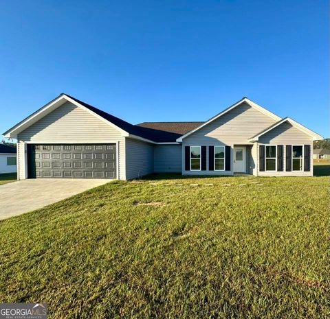 1048 Field ST Dudley GA 31022