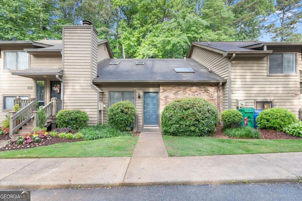 Photo of 1858 D Youville Lane, Atlanta, GA 30341 (MLS # 10754094)