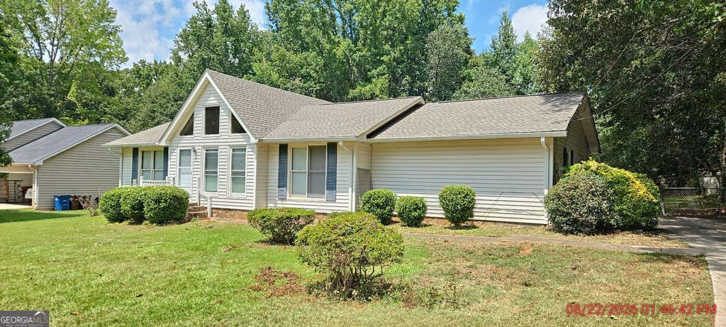 Photo of 205 Winston Drive, McDonough, GA 30252 (MLS # 10831302)