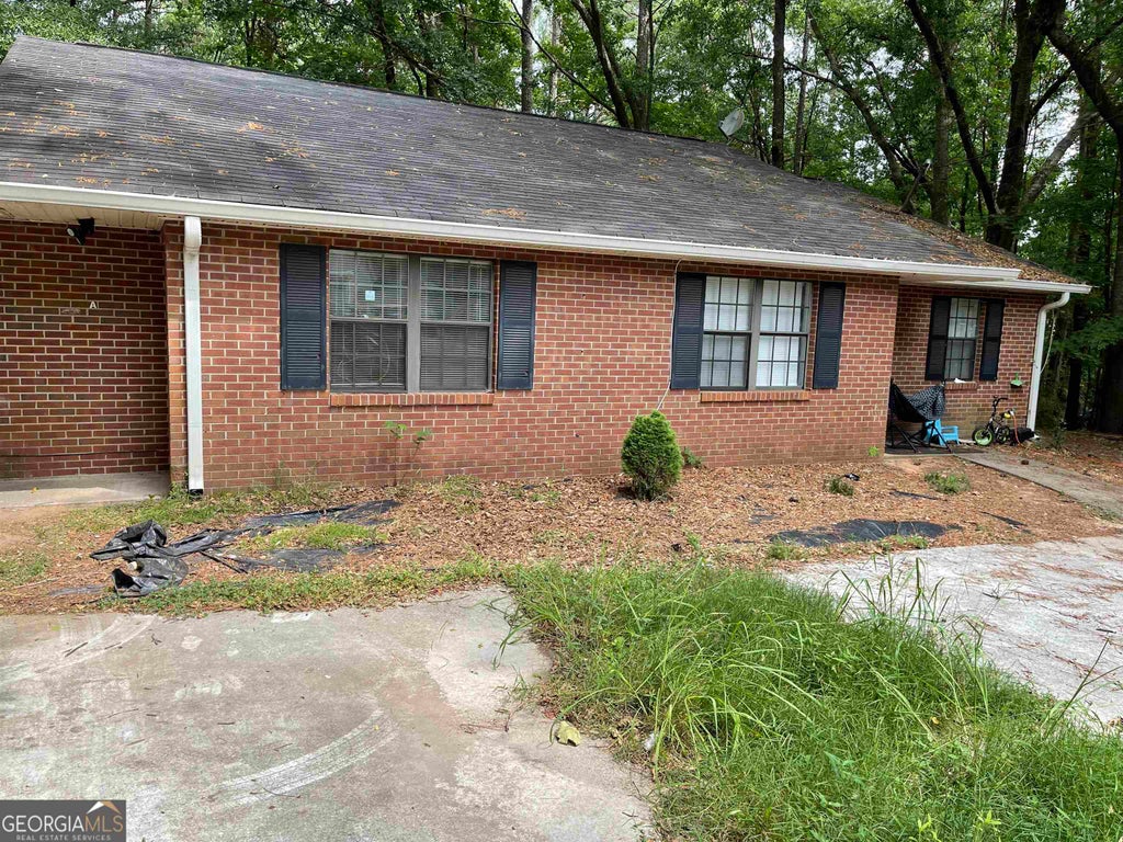 Photo of 150 Hunters Lane #A, Fayetteville, GA 30215 (MLS # 10818502)