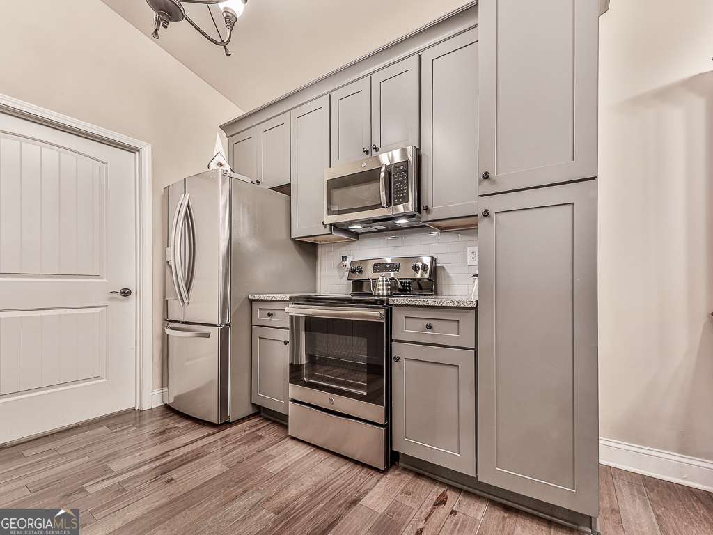 Wyndsor at Mineral Museum Drive - Residential