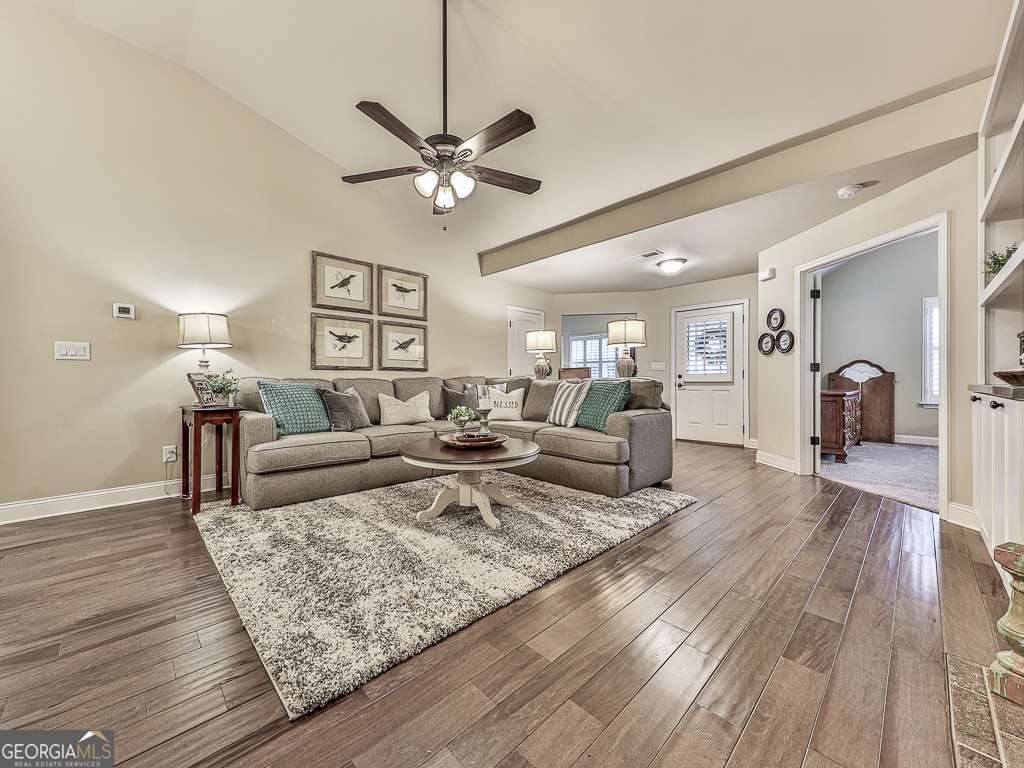 Wyndsor at Mineral Museum Drive - Residential