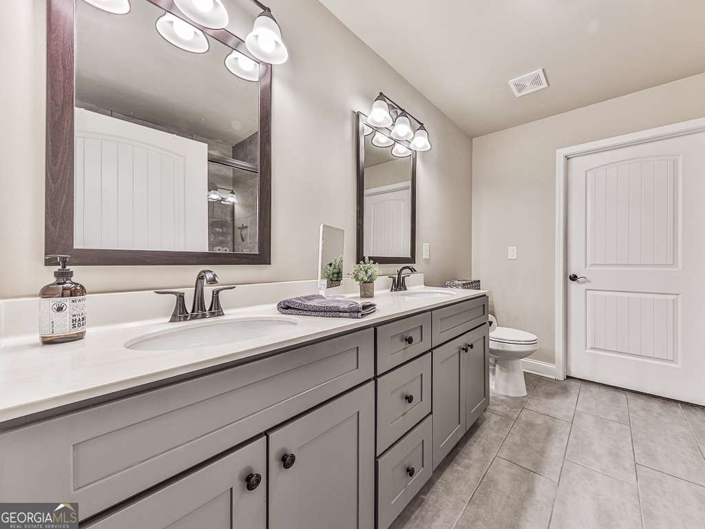 Wyndsor at Mineral Museum Drive - Residential