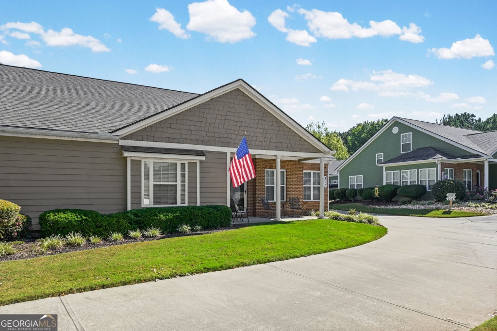 Photo of 703 Commonwealth Circle, Newnan, GA 30263 (MLS # 10882240)
